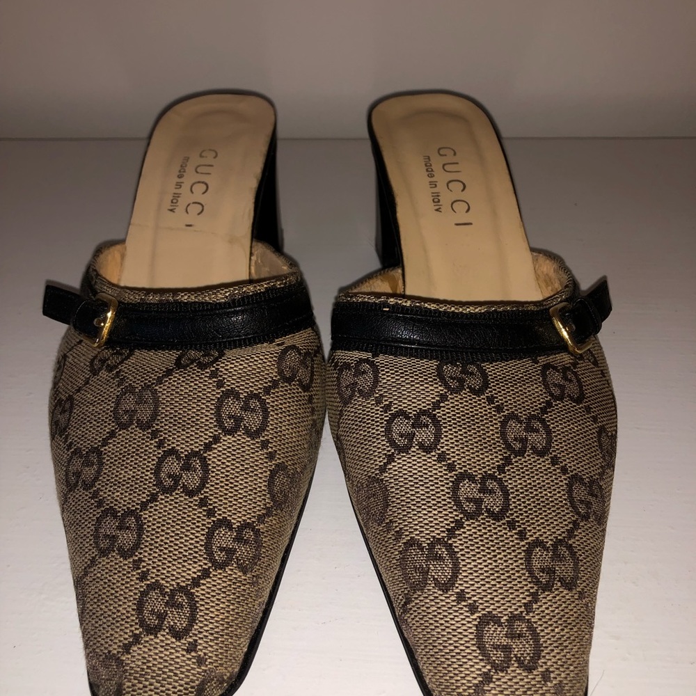 Vintage Gucci Shoes - SOLD - Picture 2 of 8